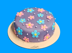 Tort cu Floricele Colorate